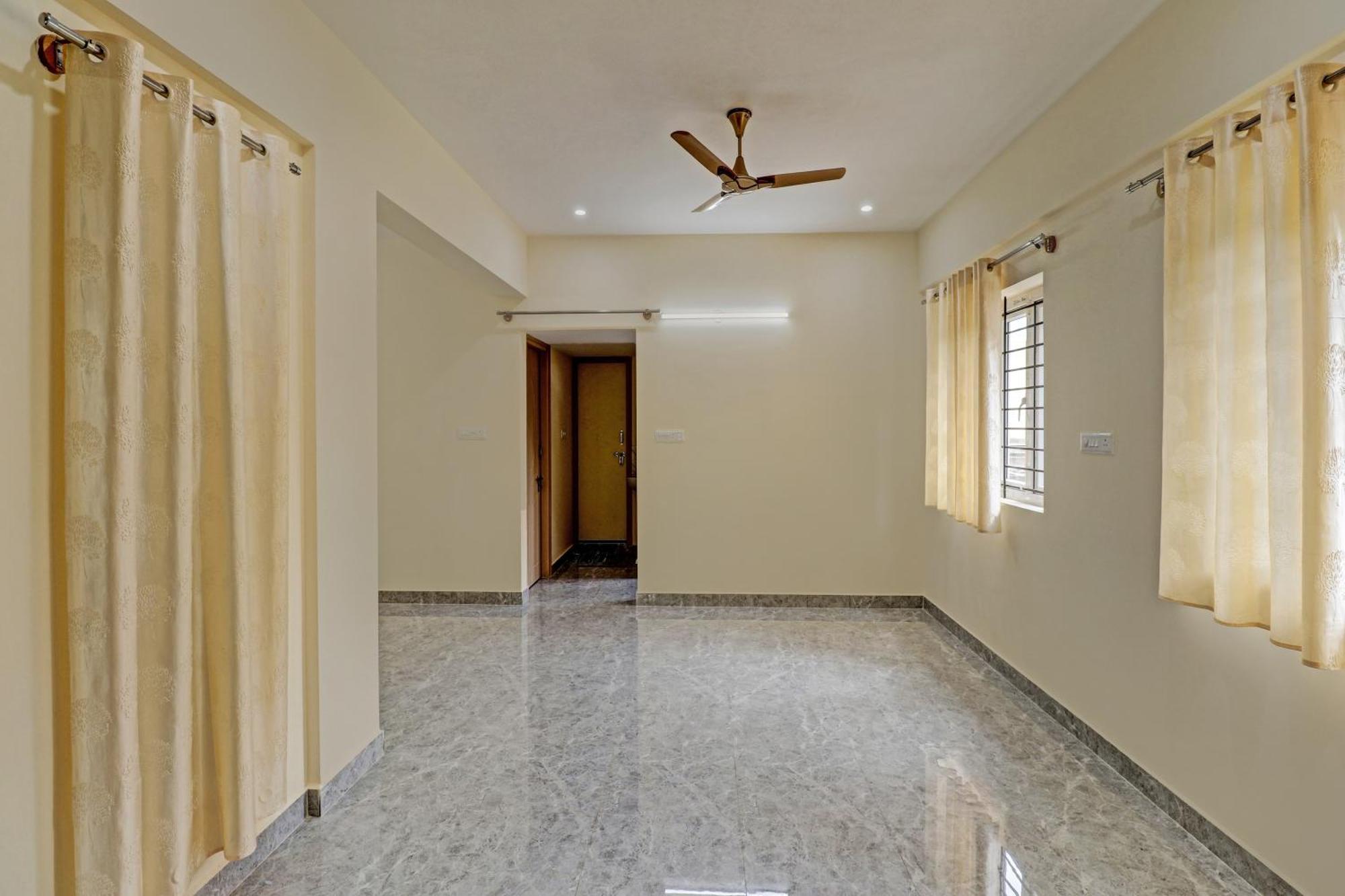 Oyo Flagship 81483 Manyatha Inn Service Apartment Bangalore Exterior photo